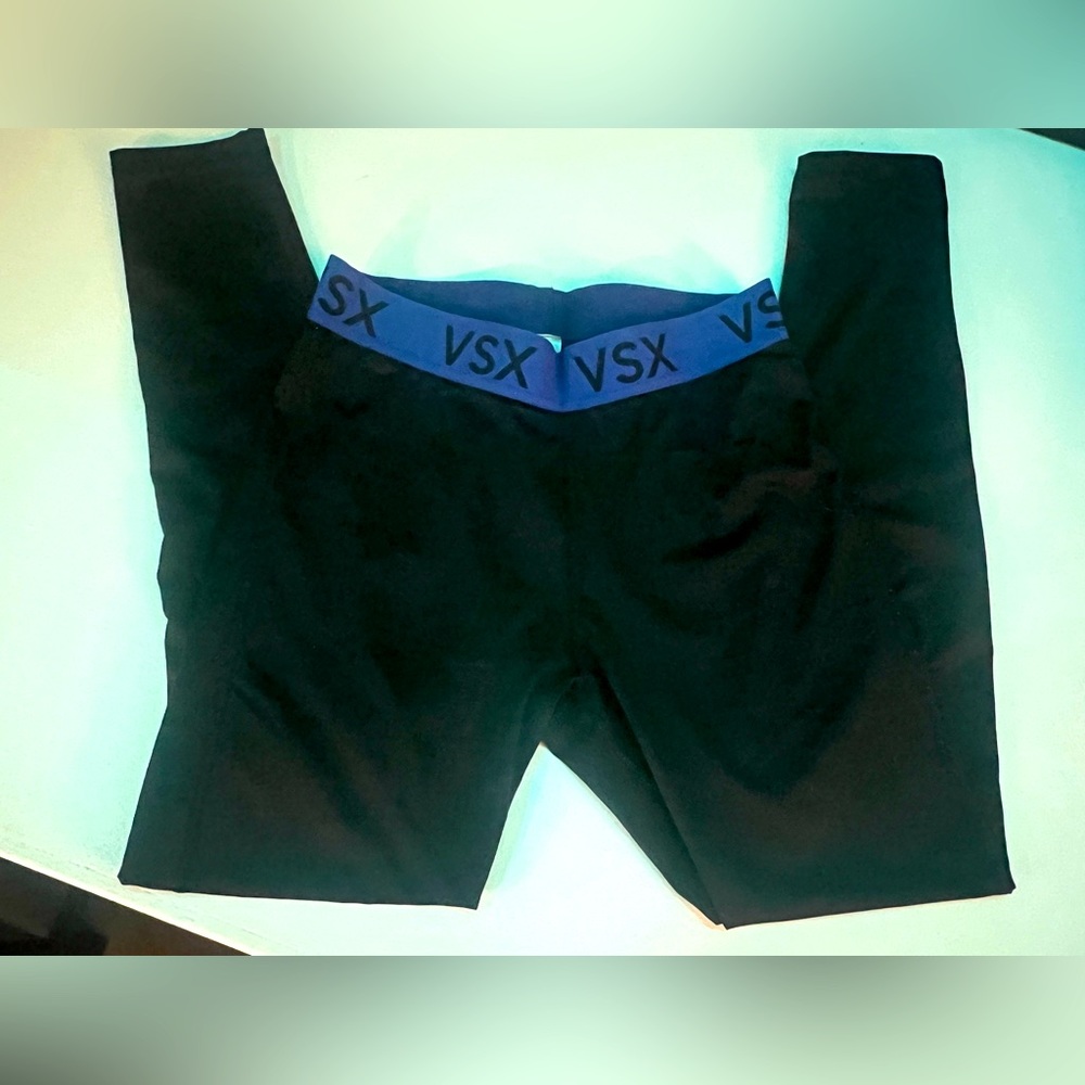 Victoria secret black leggings  (4 for $25)